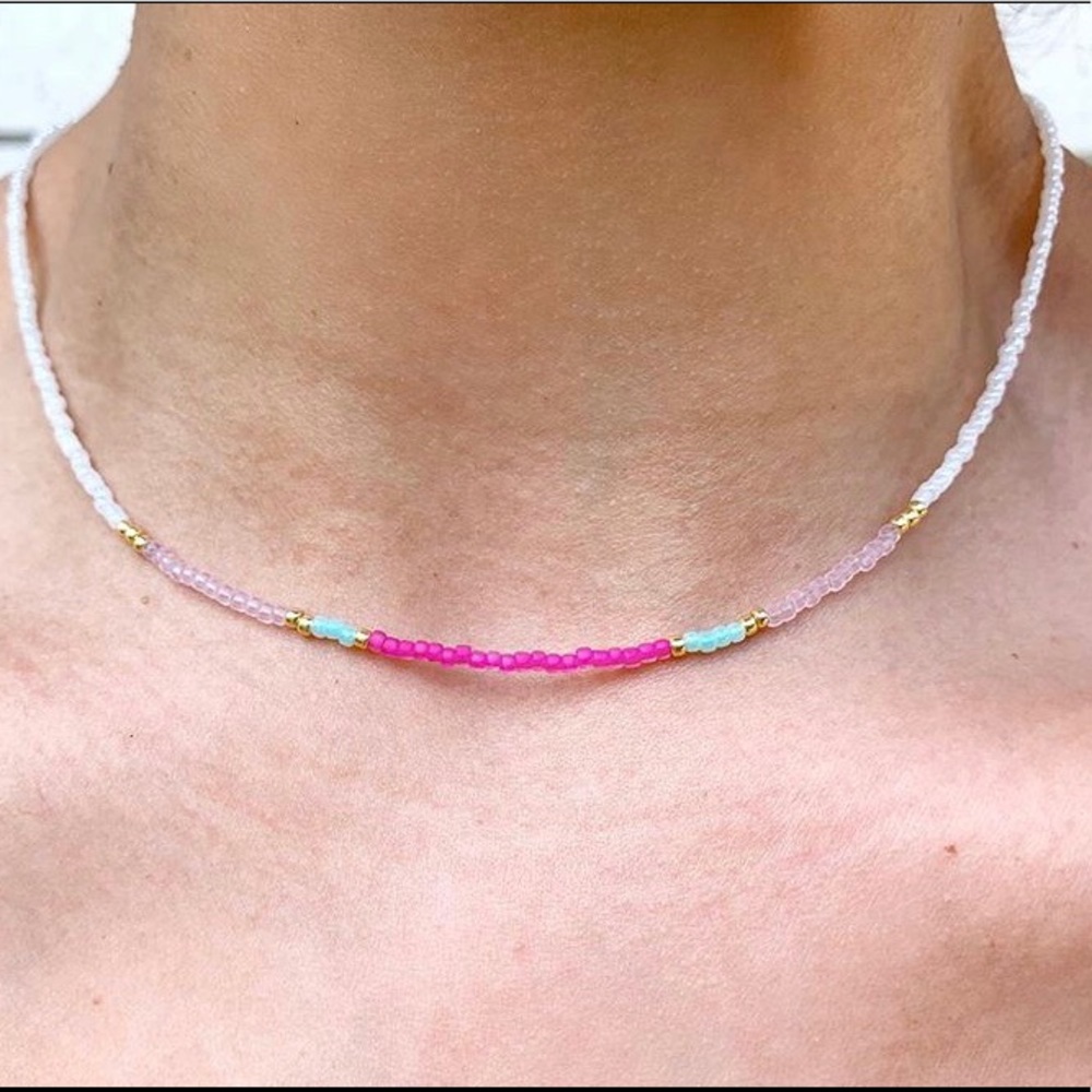 Hand made beachy beaded necklace - Picture 1 of 1